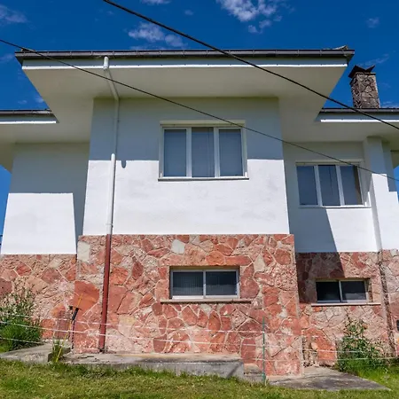 Preciosa En Nava Sienra