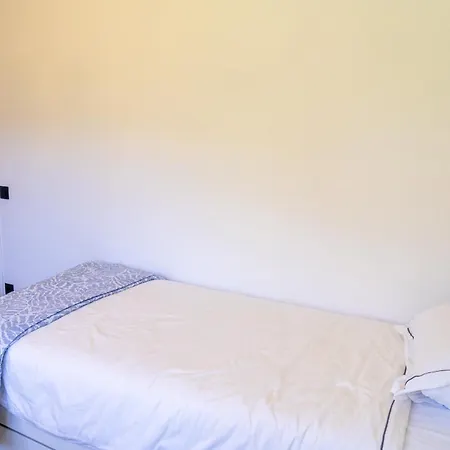 Preciosa En Nava Sienra