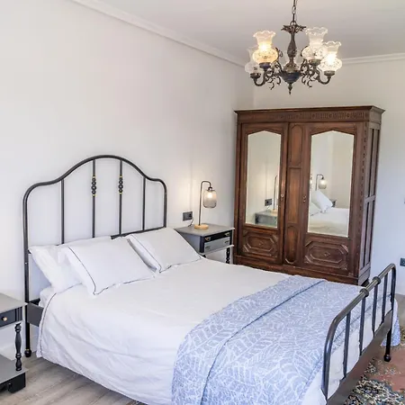 Preciosa En Nava Сasa de vacaciones