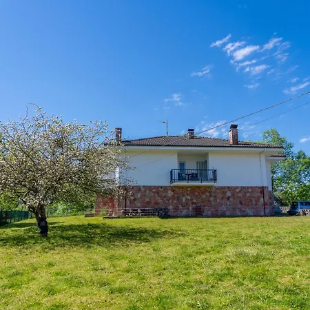 Сasa de vacaciones Preciosa En Nava
