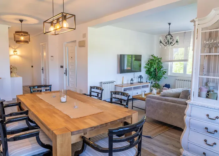 Preciosa En Nava * Sienra